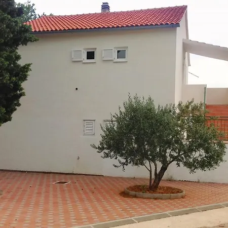 4268a Примоштен